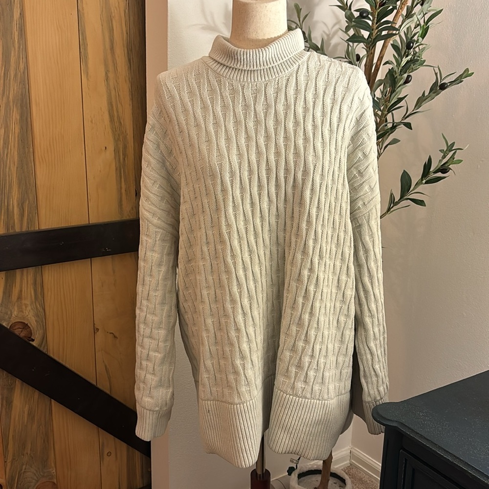 Lululemon off white turtleneck long sweater size M